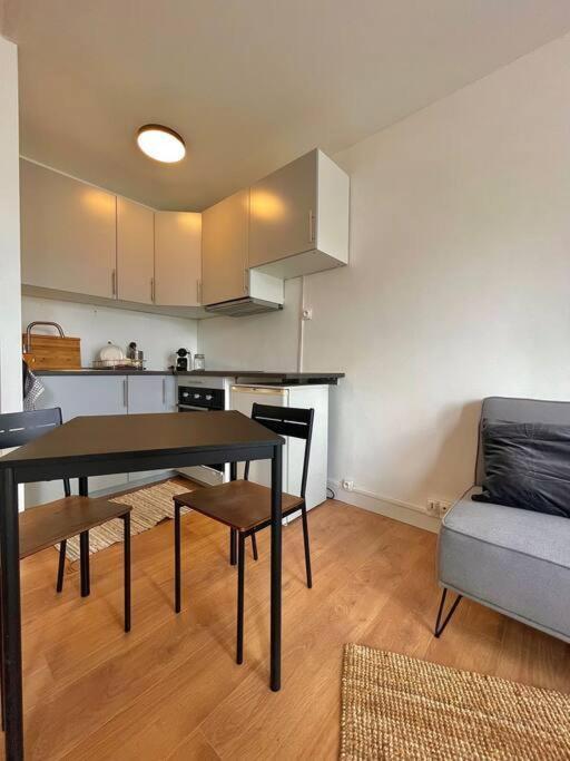 Superbe Studio Avec Parking Gratuit Sur Place Paray-Vieille-Poste Екстериор снимка