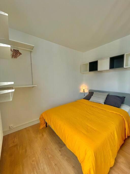 Superbe Studio Avec Parking Gratuit Sur Place Paray-Vieille-Poste Екстериор снимка