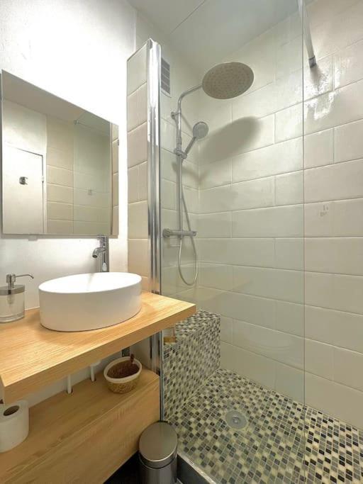 Superbe Studio Avec Parking Gratuit Sur Place Paray-Vieille-Poste Екстериор снимка